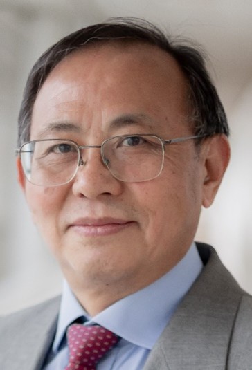 portrait of keynote speaker Prof Chengbin Chu